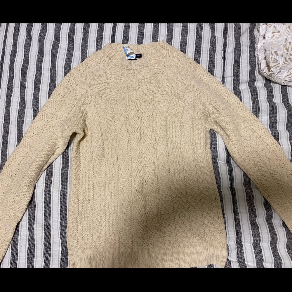 Beautiful cream hand knit Ralph Lauren sweater
